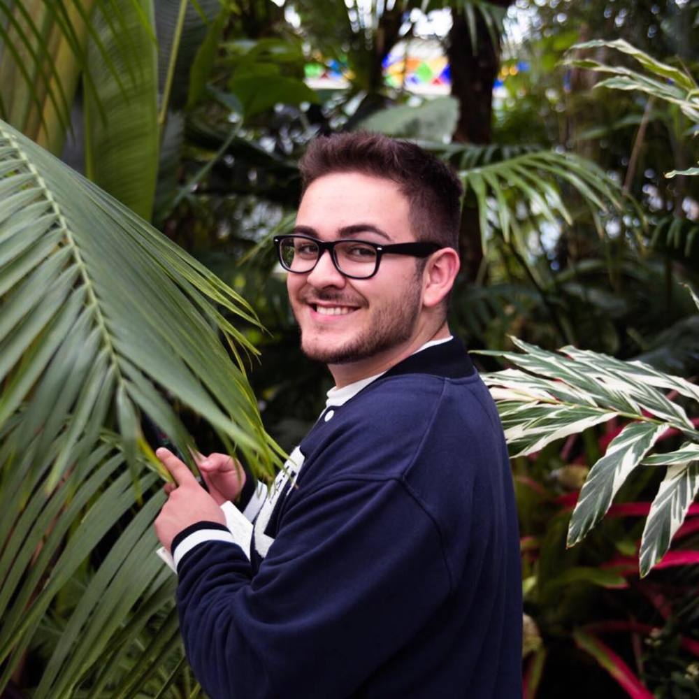 Meet your Posher, Tomás